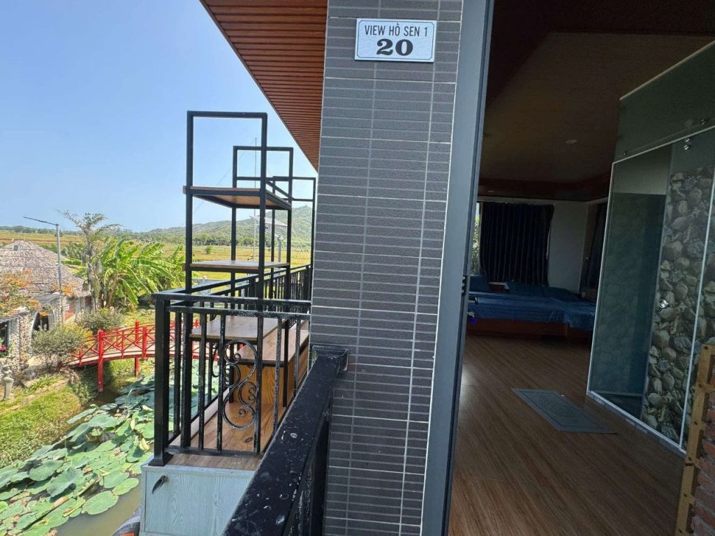 Hình ảnh Phòng 20 – View sen 1 tại Đồng Gió Phước Hải